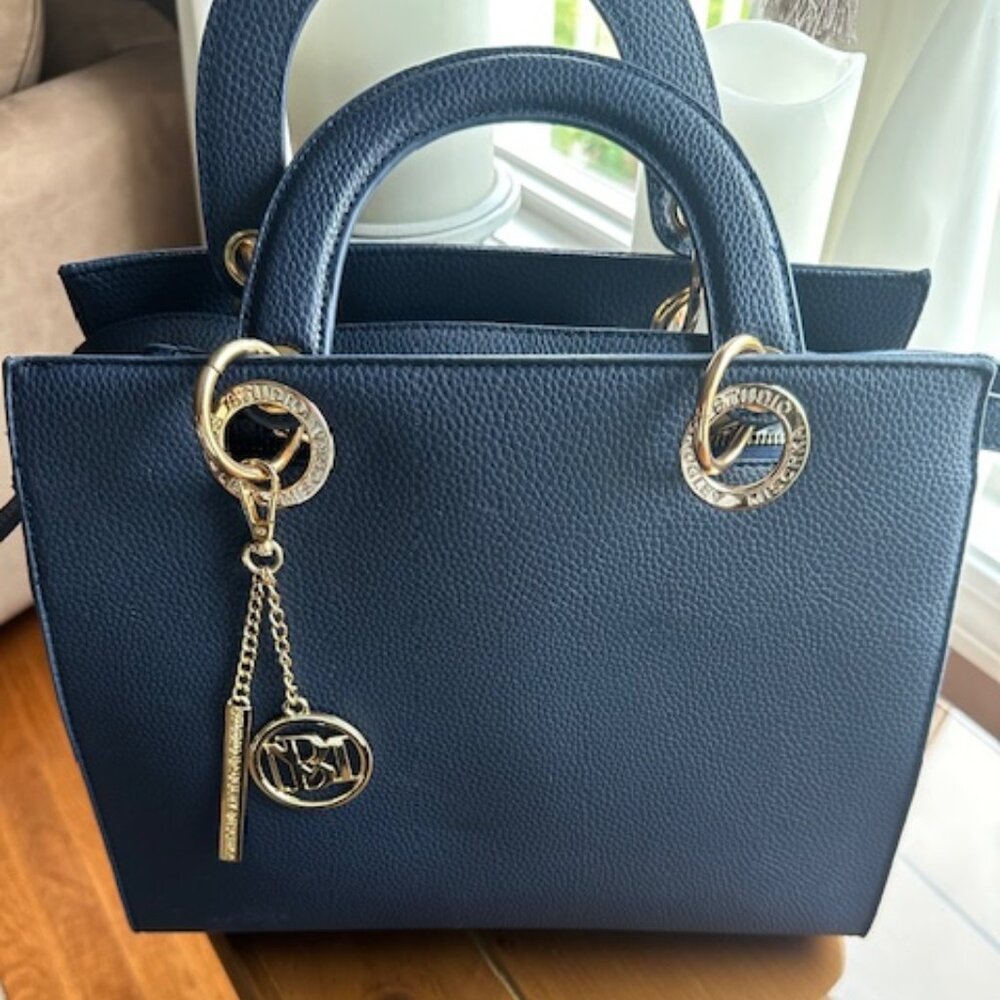 BRAND NEW W/OUT TAG- BADGLEY MISCHKA Navy Tote Bag